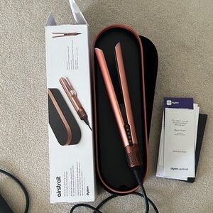Dyson Airstrait Styler in Copper/Rose